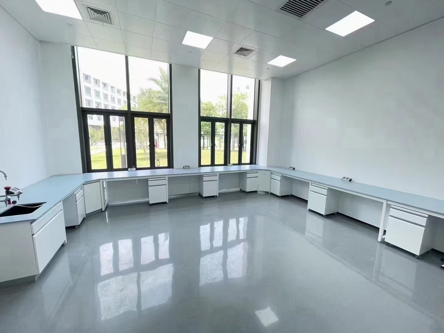 laboratory worktop materials